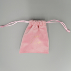 골드 로고 벨벳 선물 가방이 있는 핑크색 부드러운 벨벳 보석 파우치