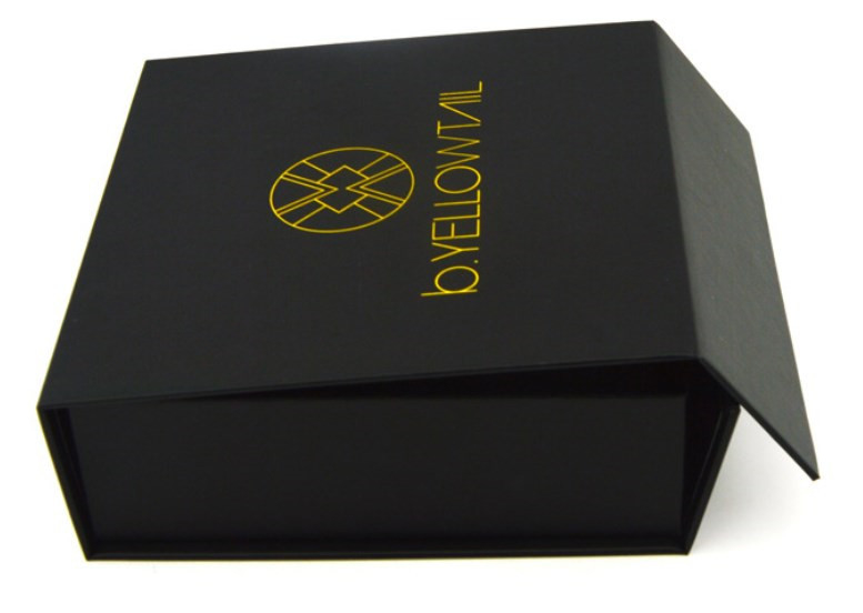 도장찍힌 로고 프린팅을 패키징하는 절묘한 화장용 선물 상자 검은 판지